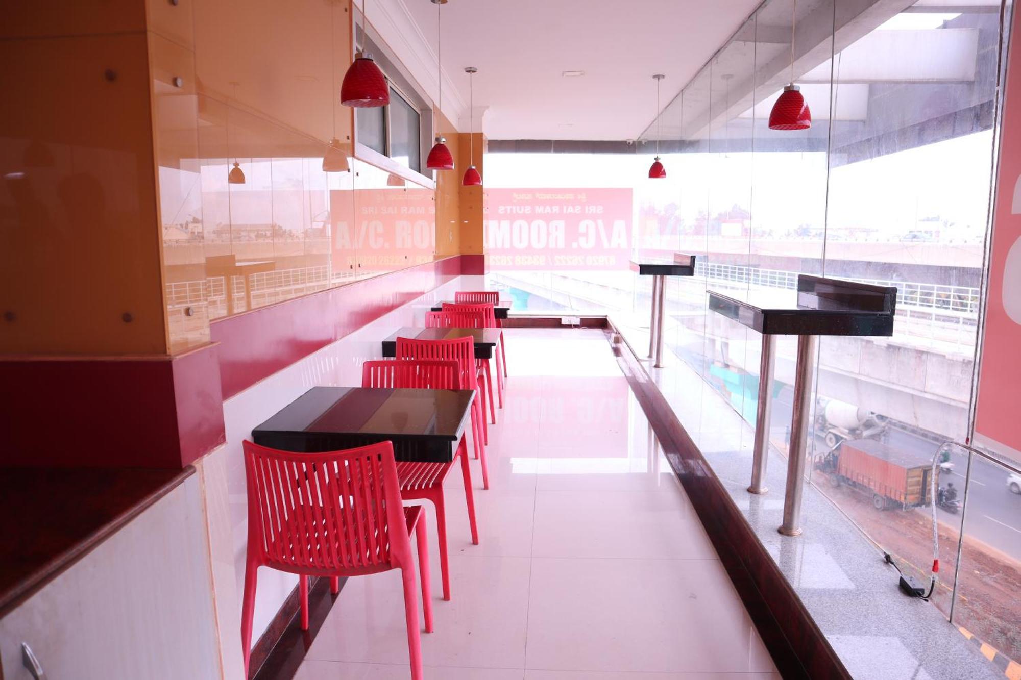 Sri Sai Ram Suites Bangalore Buitenkant foto